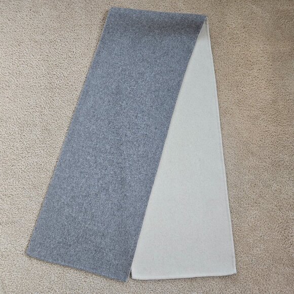 Accessories - NWOT Reversible Wool Scarf Minimalist Modern Grey & Cream